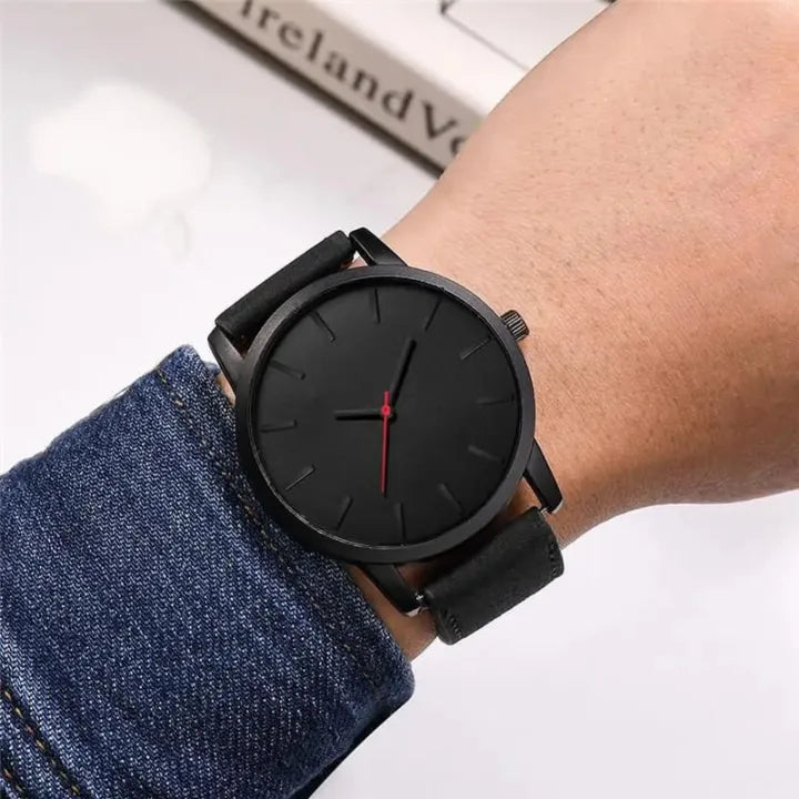 ⌚ Men’s Black Leather Quartz Watch – Elegant Wrist Watch